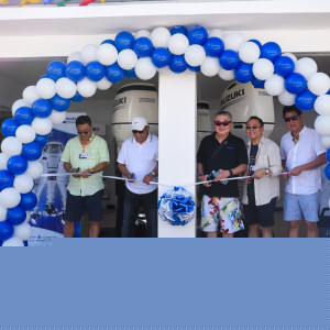L-R: SPH General Manager for Marine and After-Sales, Mr Tamotsu Shimizu; Malay, Aklan Mayor Honorable Ciceron Cawaling ; Businessman Mr Peter Po ; SPH Managing Director Mr. Norminio Mojica and Keymotors, Inc. President Mr Robert Po during the ribbon-cutting ceremony of the shop Suzuki Marine Boracay Opening 1